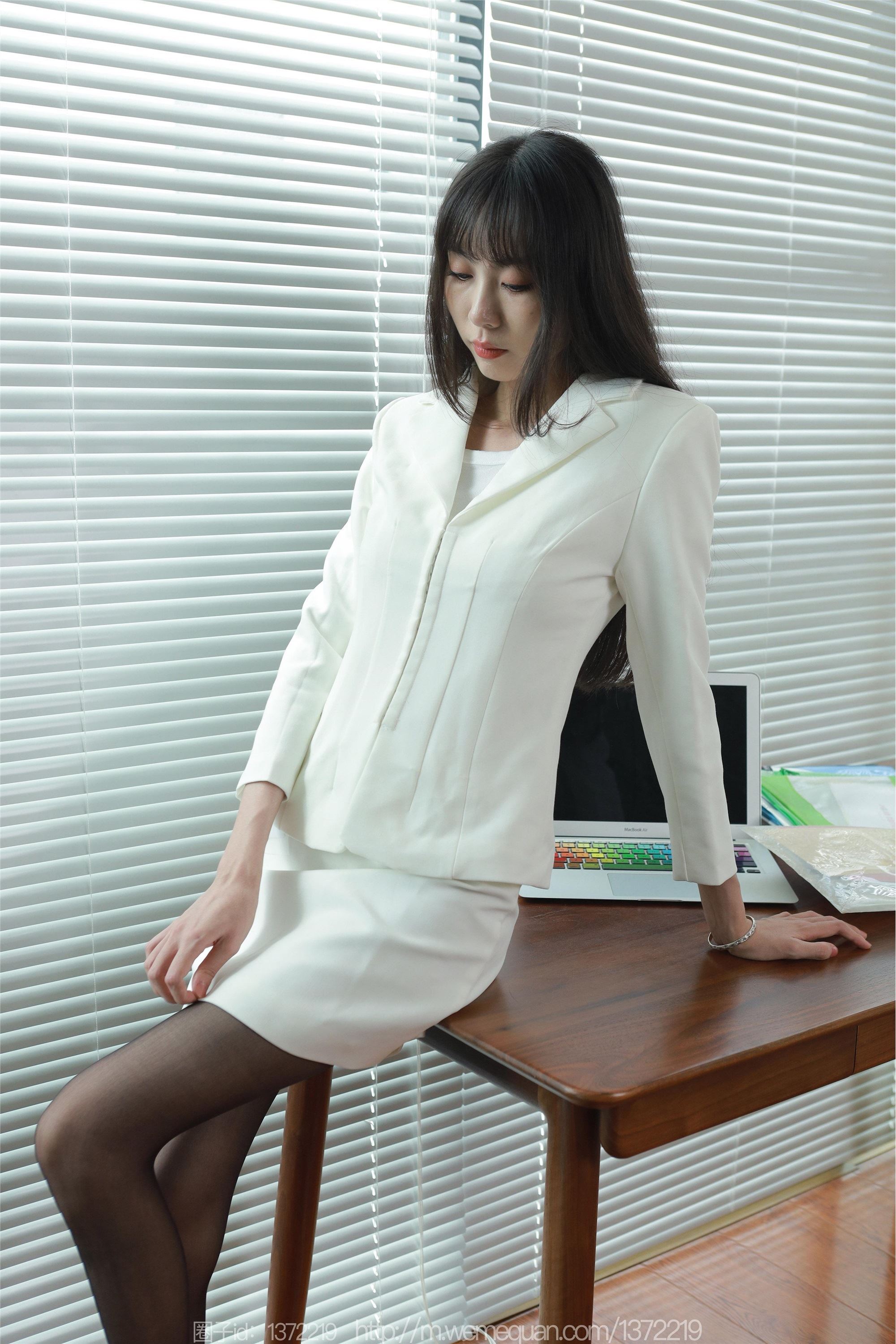 IESS异思趣向  2023.08.27 丝享家 1517 团团《洁白无瑕》